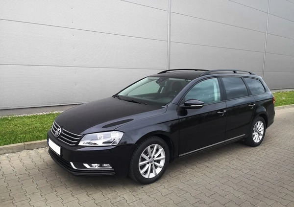 Volkswagen Passat cena 36700 przebieg: 127600, rok produkcji 2014 z Kutno małe 562